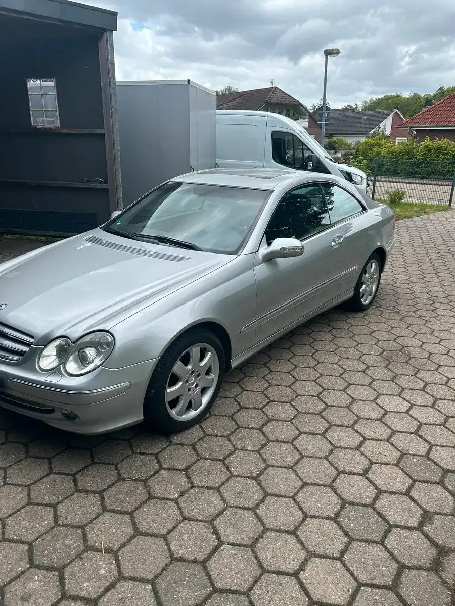 Gebraucht Mercedes CLK320 2004 Silber Coupé