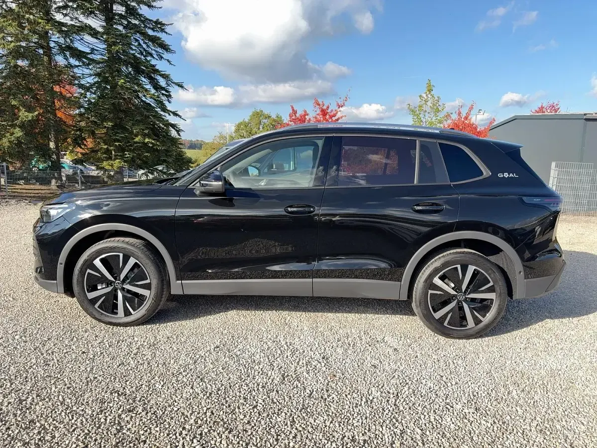Gebraucht VW Tiguan Goal 204 PS (150 kW) 2025 Grenadillschwarz SUV