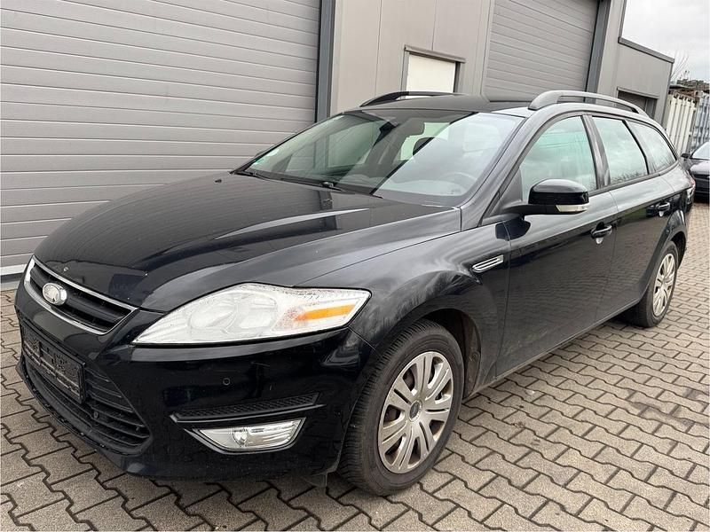 Schwarz Gebraucht 2010 Ford Mondeo Kombi | 1.250 € (Superpreis) - Bild 1/4