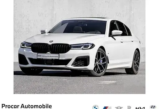 Gebraucht BMW 540 Shadowline 340 PS (250 kW) 2023 Weiß Limousine