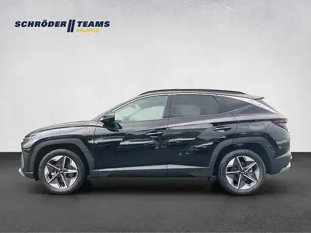 Gebraucht Hyundai Tucson Trend 136 PS (100 kW) 2024 Schwarz SUV