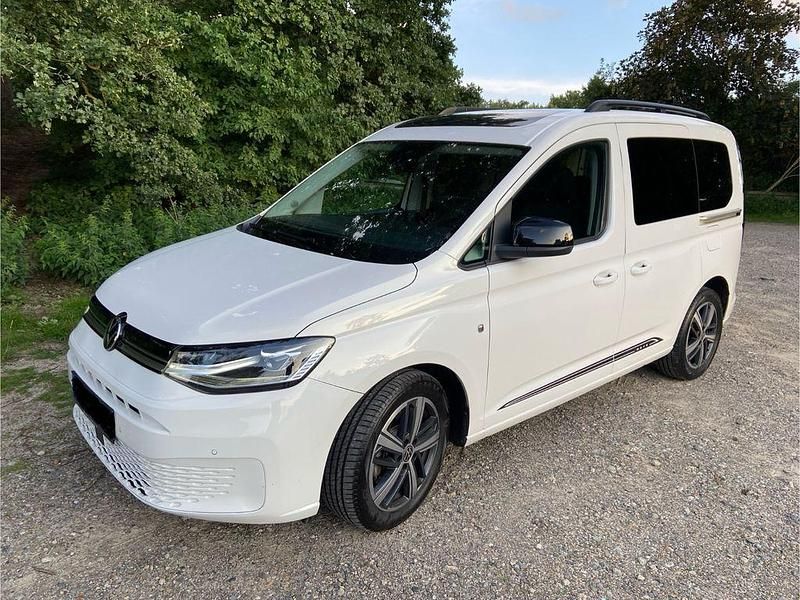 Weiß Gebraucht 2021 VW Caddy Move Van / Kleinbus | 19.500 € (Superpreis) - Bild 1/4