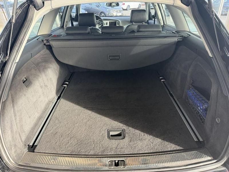 Gebraucht Audi A6 190 PS (139 kW) 2010 Brillantschwarz Kombi