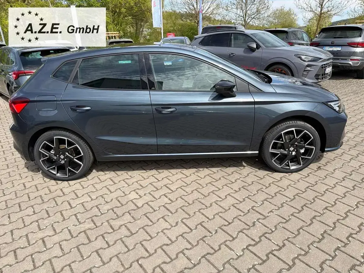 Neu Seat Ibiza FR 150 PS (110 kW) 2026 Magneticgrau Kleinwagen