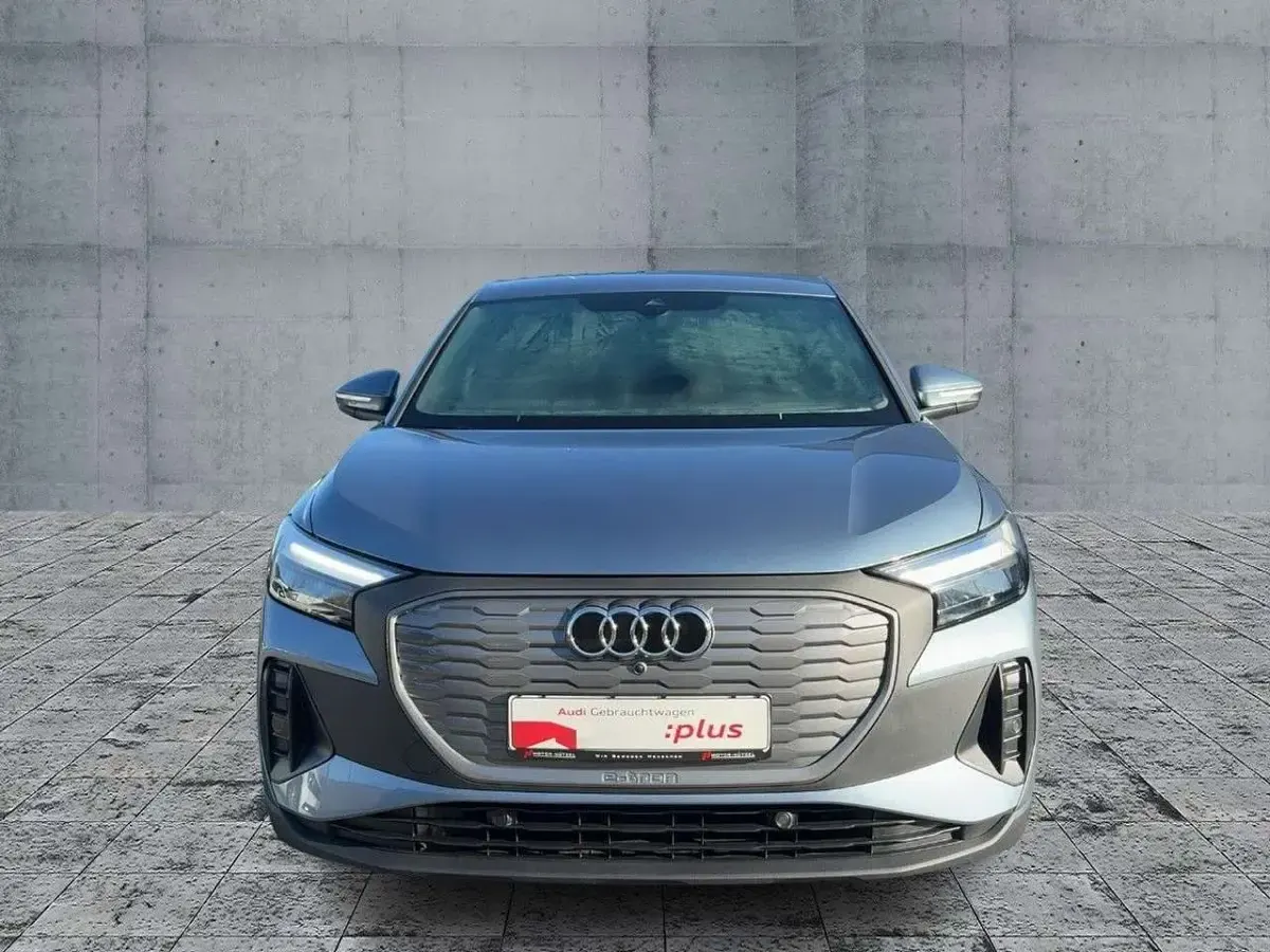 Second-hand Audi Q4 e-tron 210 kW (286 CP) 2025 Albastru SUV