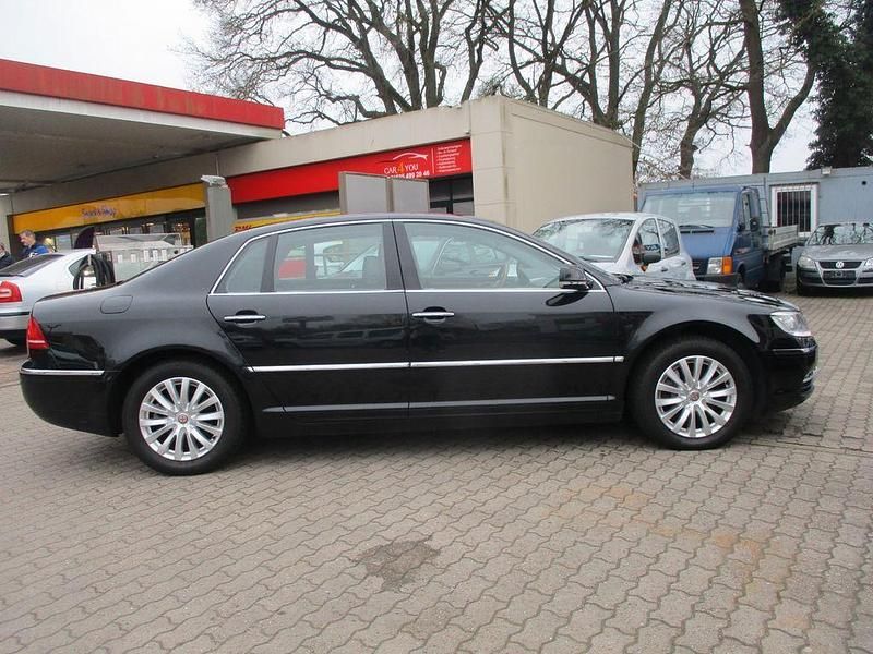 Second-hand VW Phaeton 239 CP (175 kW) 2011 Berlinǎ