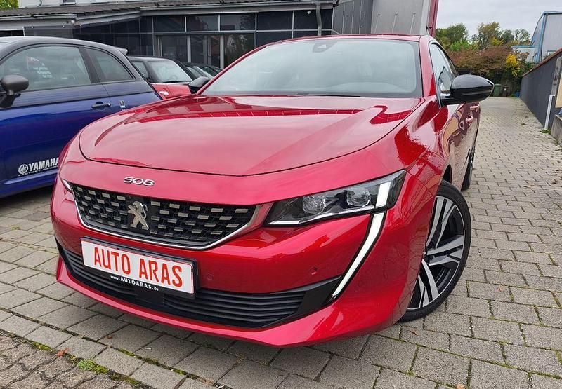 Rot Gebraucht 2018 Peugeot 508 GTi Limousine | 18.499 € (Fairer Preis) - Bild 1/4