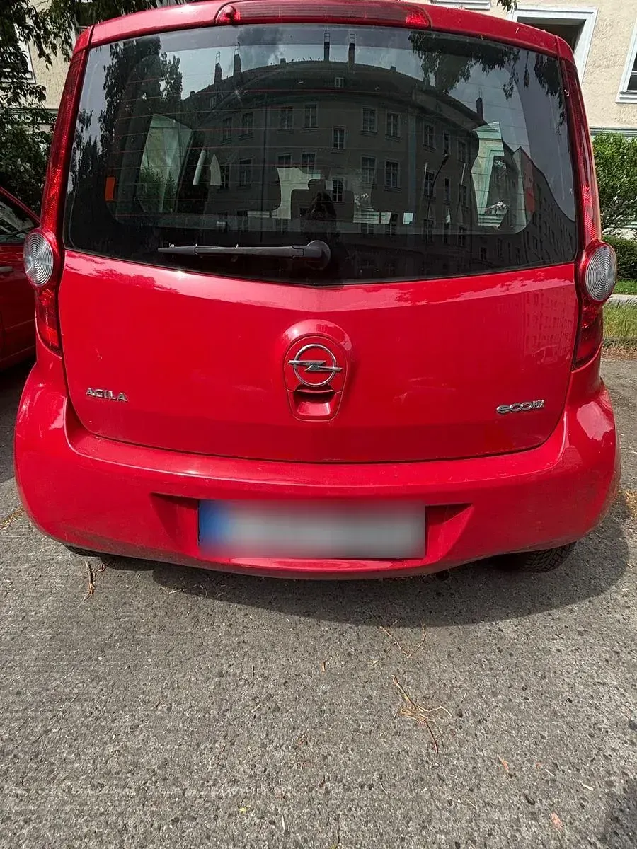 Gebraucht Opel Agila 65 PS (47 kW) 2009 Rot Kleinwagen