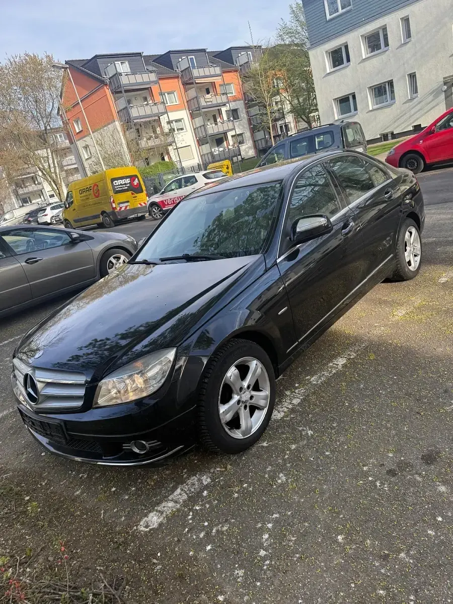 Gebraucht Mercedes C200 136 PS (100 kW) 2008 Schwarz Limousine