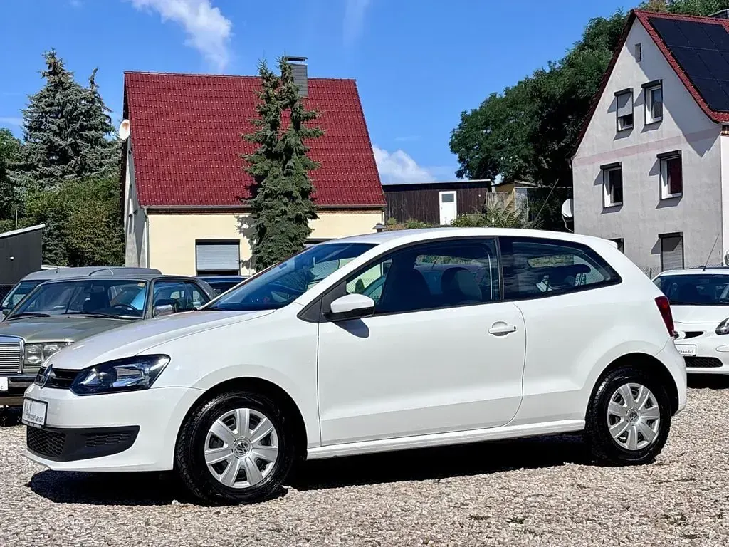 Gebraucht VW Polo Trendline 60 PS (44 kW) 2011 Weiß Kleinwagen