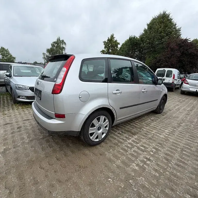 Gebraucht Ford Focus 116 PS (85 kW) 2006 Silber Limousine