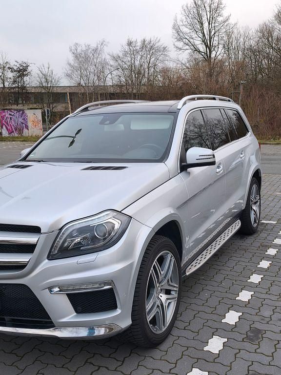Silber Gebraucht 2015 Mercedes GL350 AMG SUV | 39.000 € (Teuer) - Bild 1/4