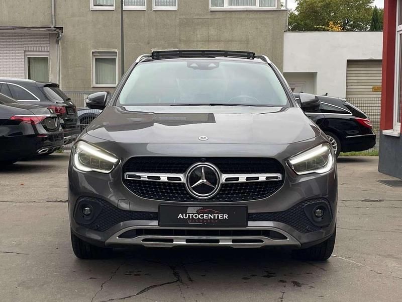 Gebraucht Mercedes GLA220 190 PS (139 kW) 2022 Mountaingrau SUV