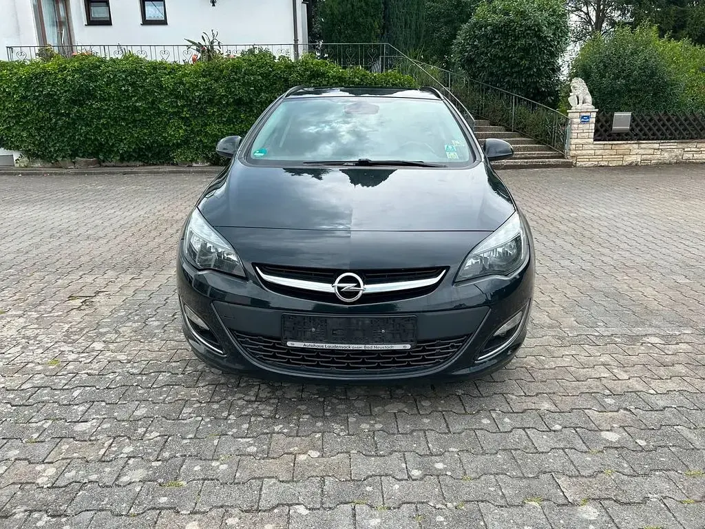 Gebraucht Opel Astra Active 140 PS (102 kW) 2013 Schwarz Kombi