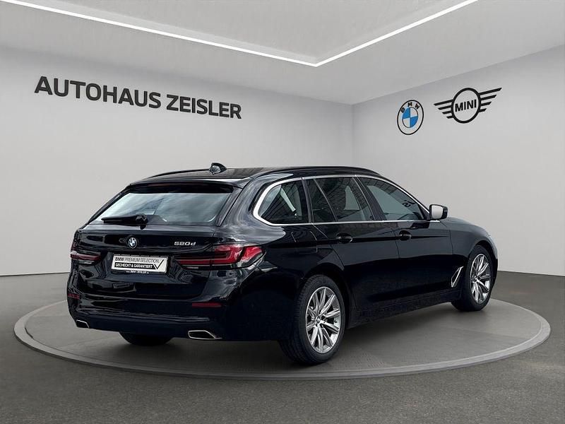 Gebraucht BMW 520 190 PS (139 kW) 2023 Schwarz ii Kombi