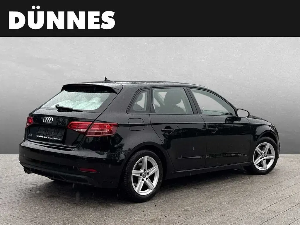 Gebraucht Audi A3 150 PS (110 kW) 2019 Brillantschwarz Limousine