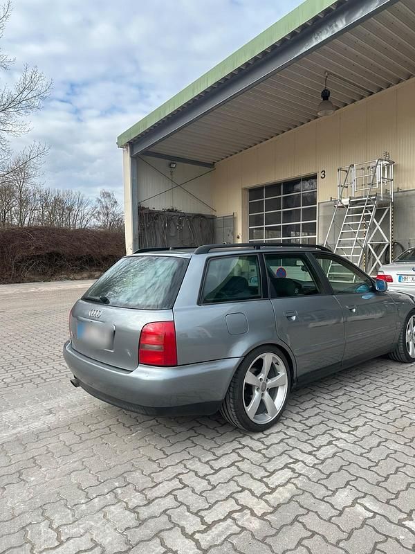 Gebraucht Audi A4 125 PS (91 kW) 1998 Kombi