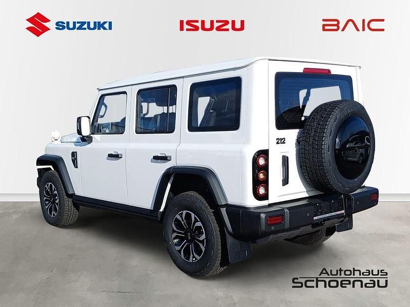 Neu BAW 212 166 PS (122 kW) 2026 Weiß SUV