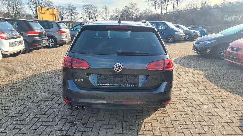 Gebraucht VW Golf VII GTD 184 PS (135 kW) 2016 Carbon steel grey metallic Kombi