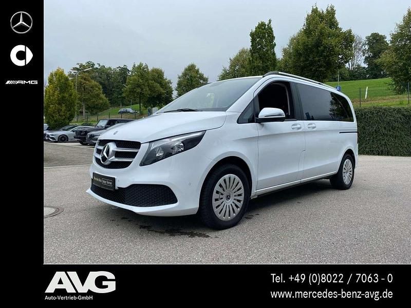 Arktikweiß Gebraucht 2020 Mercedes V250 Van / Kleinbus | 46.900 € (Superpreis) - Bild 1/4
