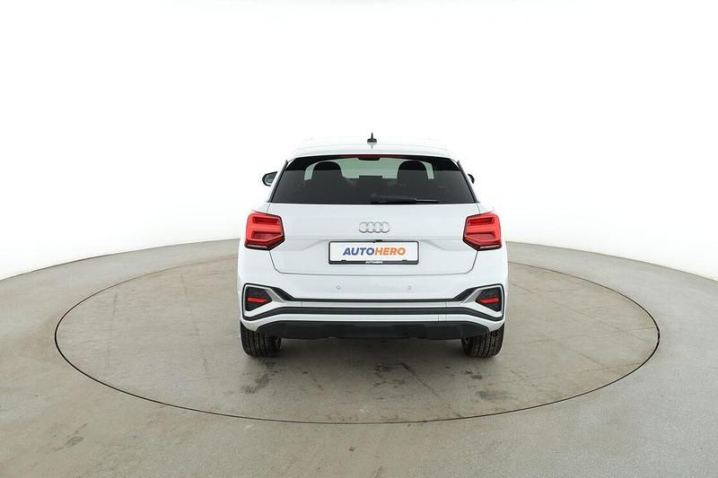 Gebraucht Audi Q2 S-Line 150 PS (110 kW) 2023 Weiß SUV