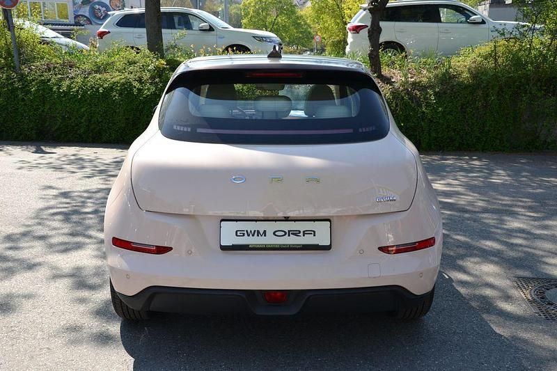 Neu Ora 03 Pro+ 125 kW (171 PS) 2025 Beige Kleinwagen