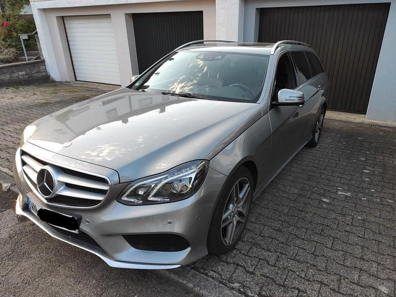 Silber Gebraucht 2014 Mercedes E350 Avantgarde Kombi | 16.499 € (Fairer Preis) - Bild 1/4