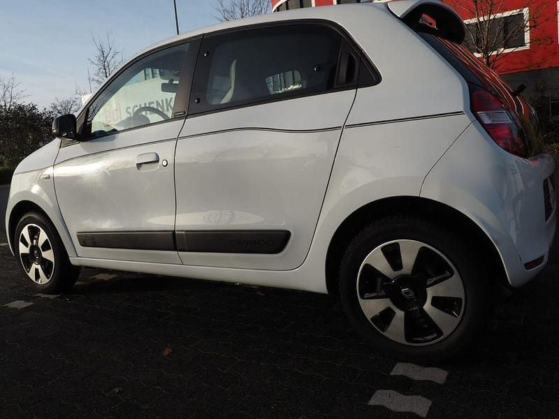 Gebraucht Renault Twingo LIMITED 69 PS (50 kW) 2017 Weiß Kleinwagen