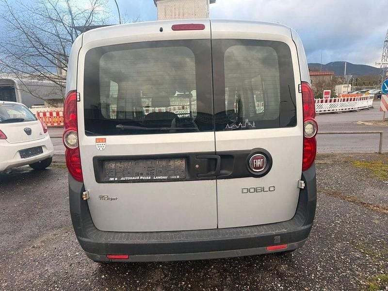 Gebraucht Fiat Doblò 90 PS (66 kW) 2013 Weiß Van / Kleinbus