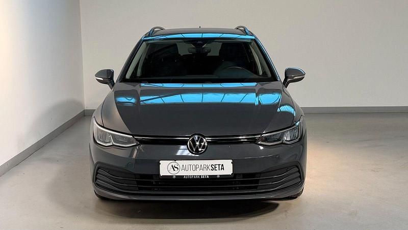Gebraucht VW Golf VIII Life 150 PS (110 kW) 2021 Grau Kombi