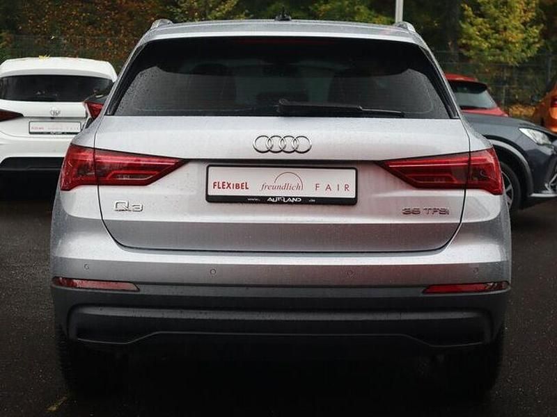 Gebraucht Audi Q3 Ambiente 150 PS (110 kW) 2019 Silber SUV