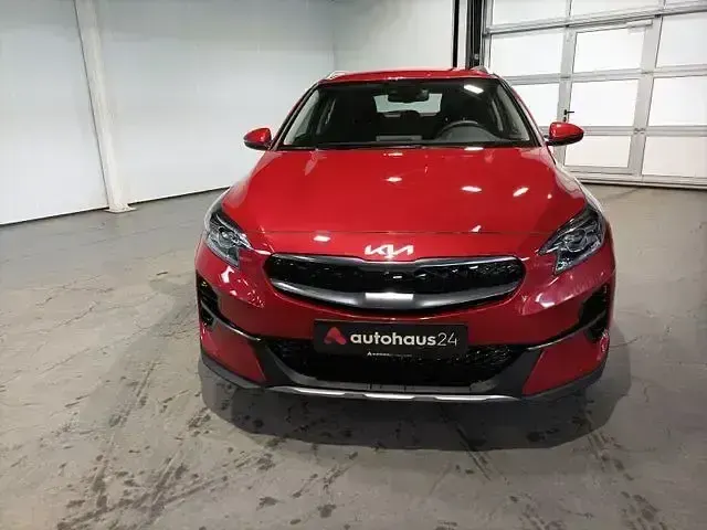 Używany Kia XCeed Vision 141 KM (103 kW) 2022 Czerwony SUV