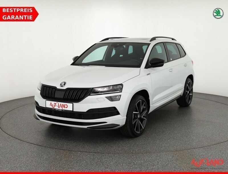 Weiß Gebraucht 2020 Skoda Karoq SportLine SUV | 29.990 € (Fairer Preis) - Bild 1/4