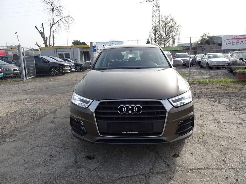 Gebraucht Audi Q3 Design 150 PS (110 kW) 2016 Braun SUV