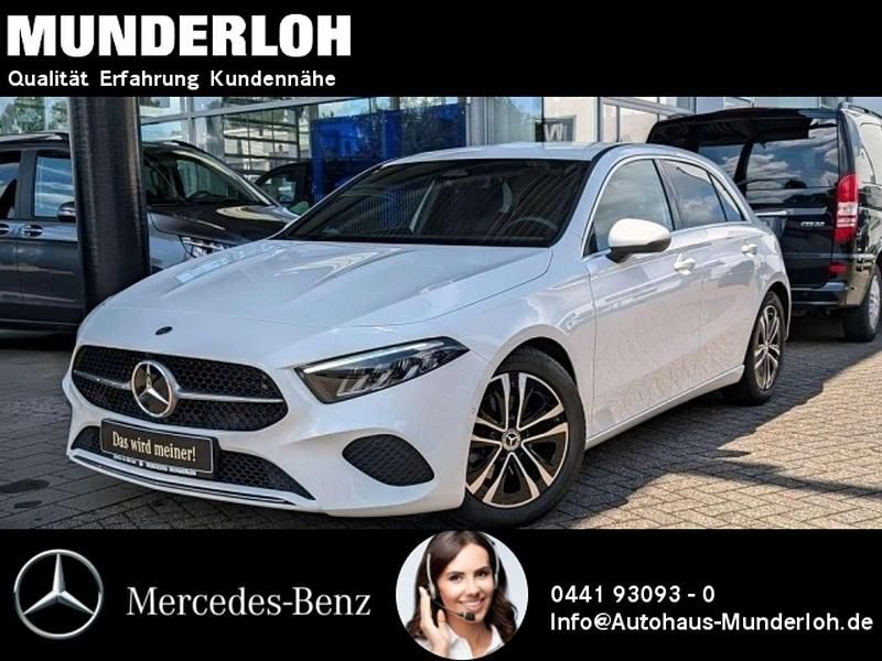 Unilack polarweiß Gebraucht 2023 Mercedes A180 Progressive Kleinwagen | 27.900 € (Guter Preis) - Bild 1/4