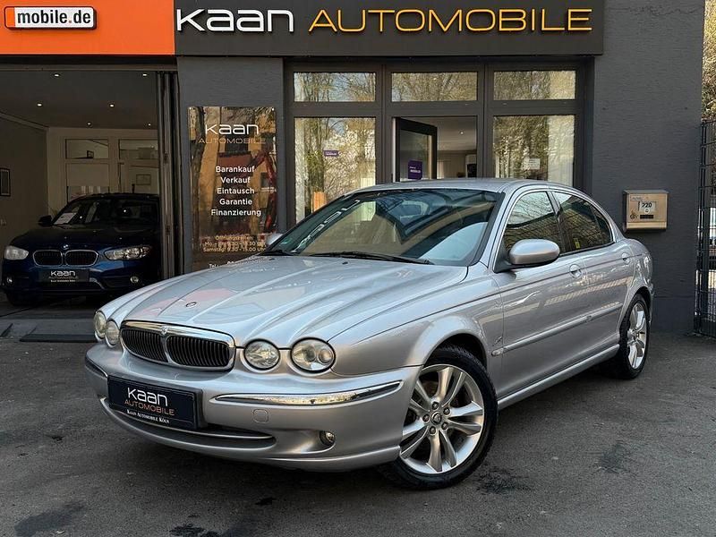 Gebraucht Jaguar X-type 156 PS (114 kW) 2002 Silber Limousine