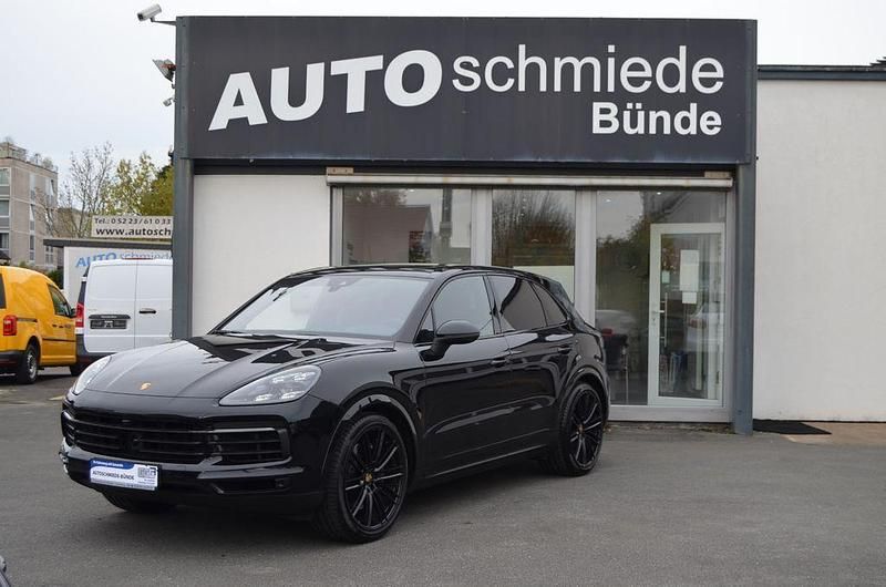 Tiefschwarzmetllic Gebraucht 2019 Porsche Cayenne S SUV | 54.900 € (Guter Preis) - Bild 1/4