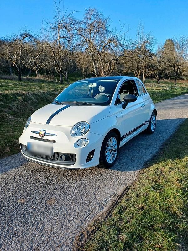 Gebraucht Fiat 500 69 PS (50 kW) 2014 Weiß Kleinwagen
