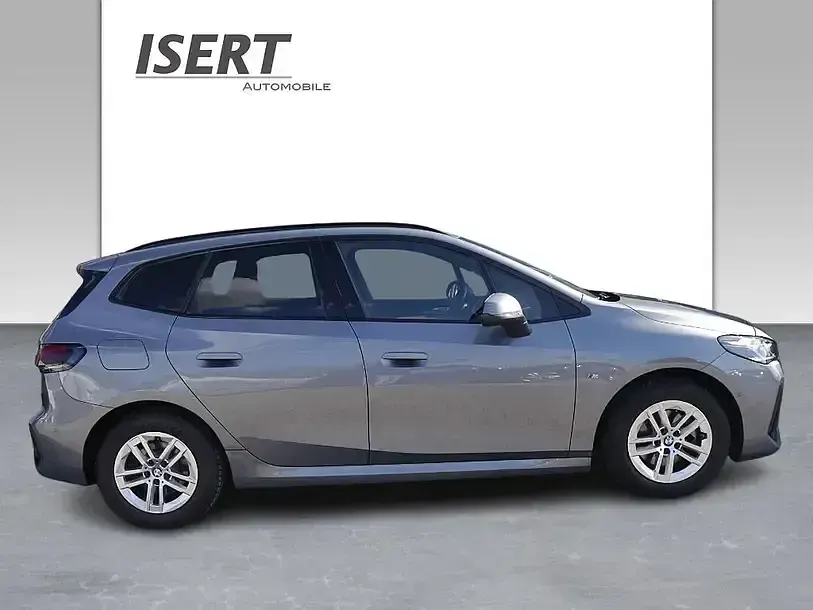 Gebraucht BMW 218 M Sport 150 PS (110 kW) 2023 Grau Van / Kleinbus