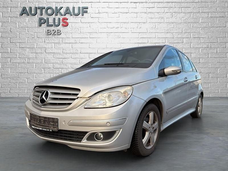 Usata Mercedes B150 95 CV (69 kW) 2008 Argento Monovolume