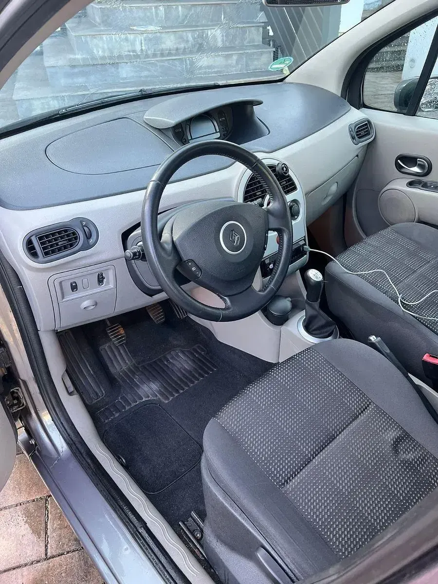 Occasion Renault Modus Dynamique 88 ch (64 kW) 2006 Gris Monospace