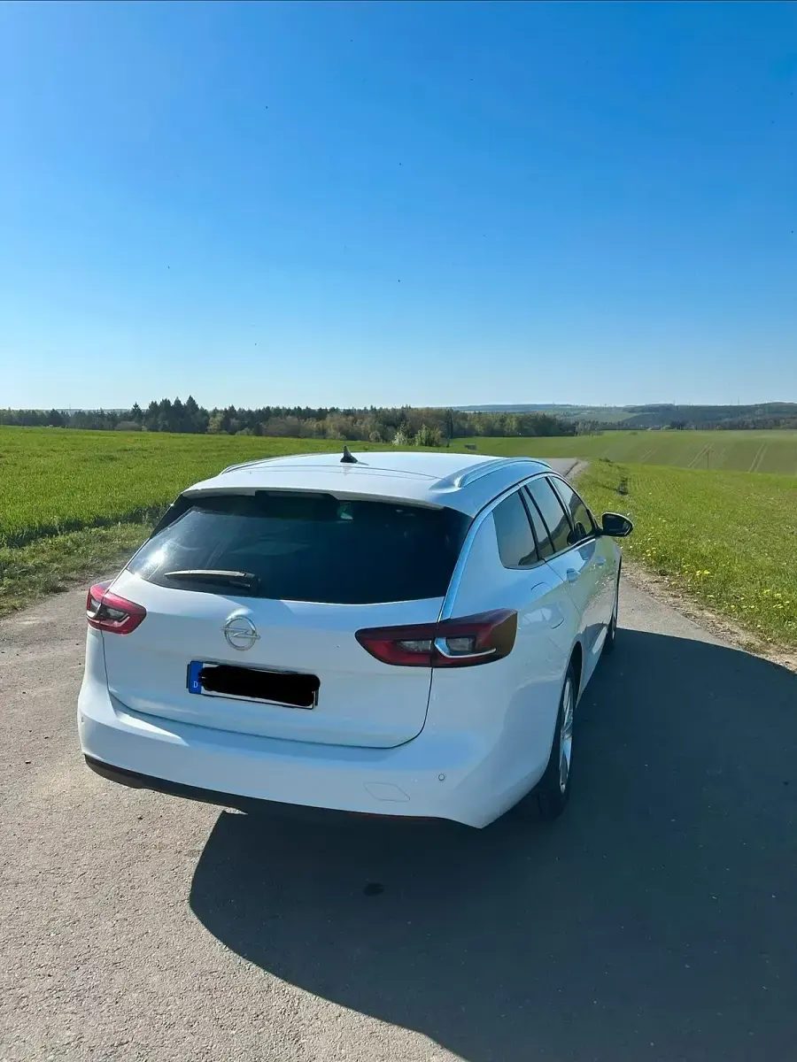 Gebraucht Opel Insignia 170 PS (125 kW) 2019 Weiß Kombi