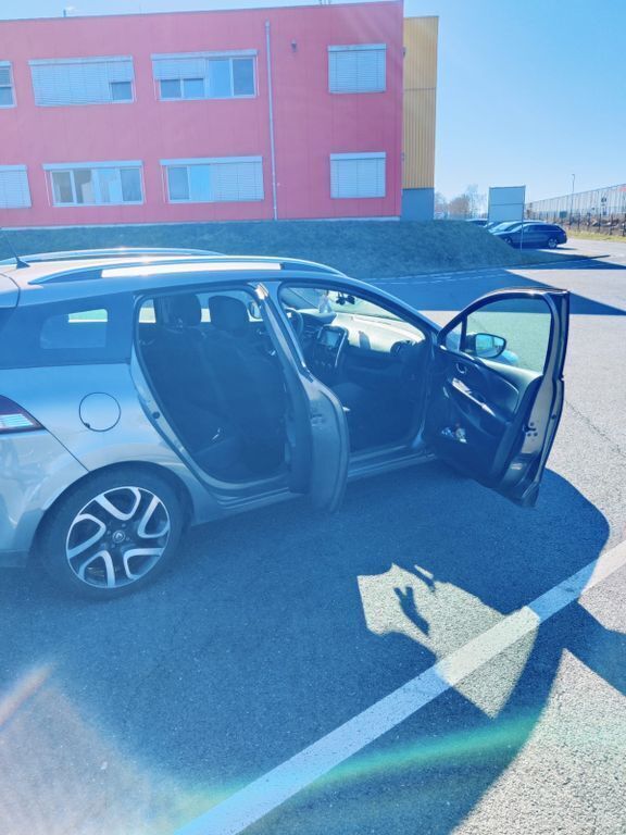 Gebraucht Renault Clio IV 73 PS (53 kW) 2015 Grau Kleinwagen