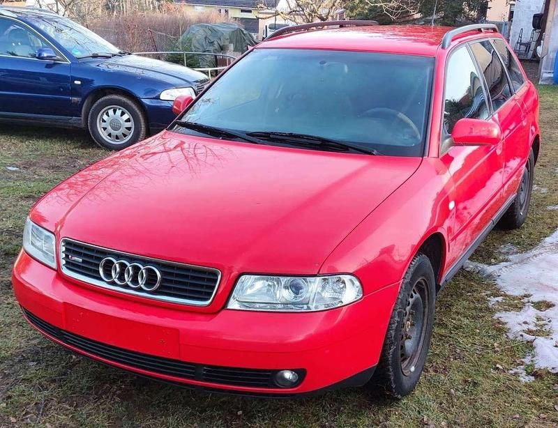 Gebraucht Audi A4 116 PS (85 kW) 2000 Rot Kombi