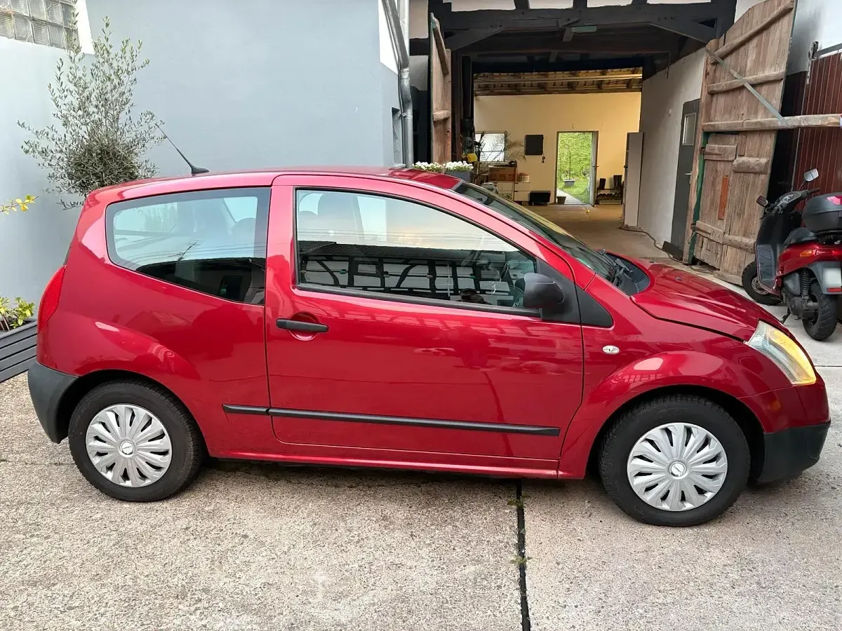 Gebraucht Citroën C2 60 PS (44 kW) 2006 Rot Kleinwagen