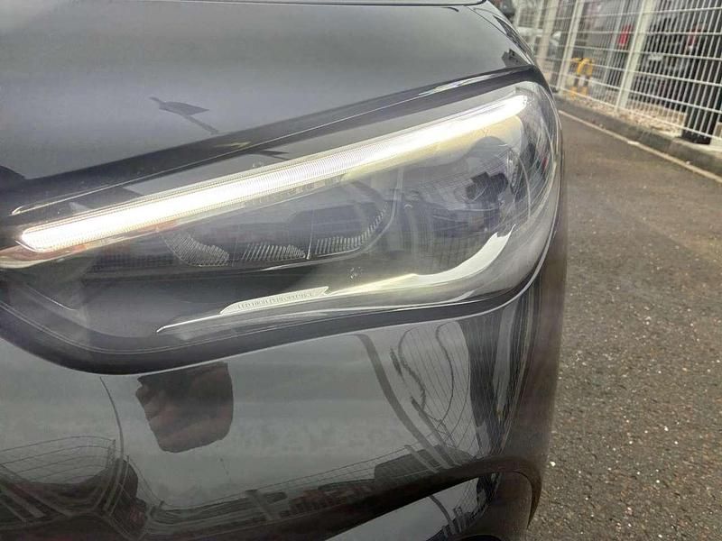 Gebraucht Mercedes CLE200 AMG 204 PS (150 kW) 2024 Graphite grey Cabrio