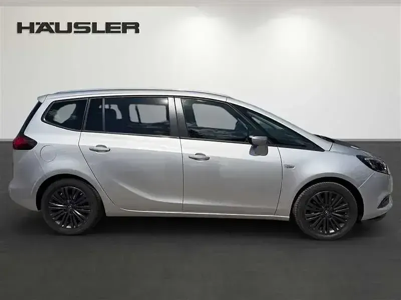 Gebraucht Opel Zafira 136 PS (100 kW) 2019 Silber Van / Kleinbus