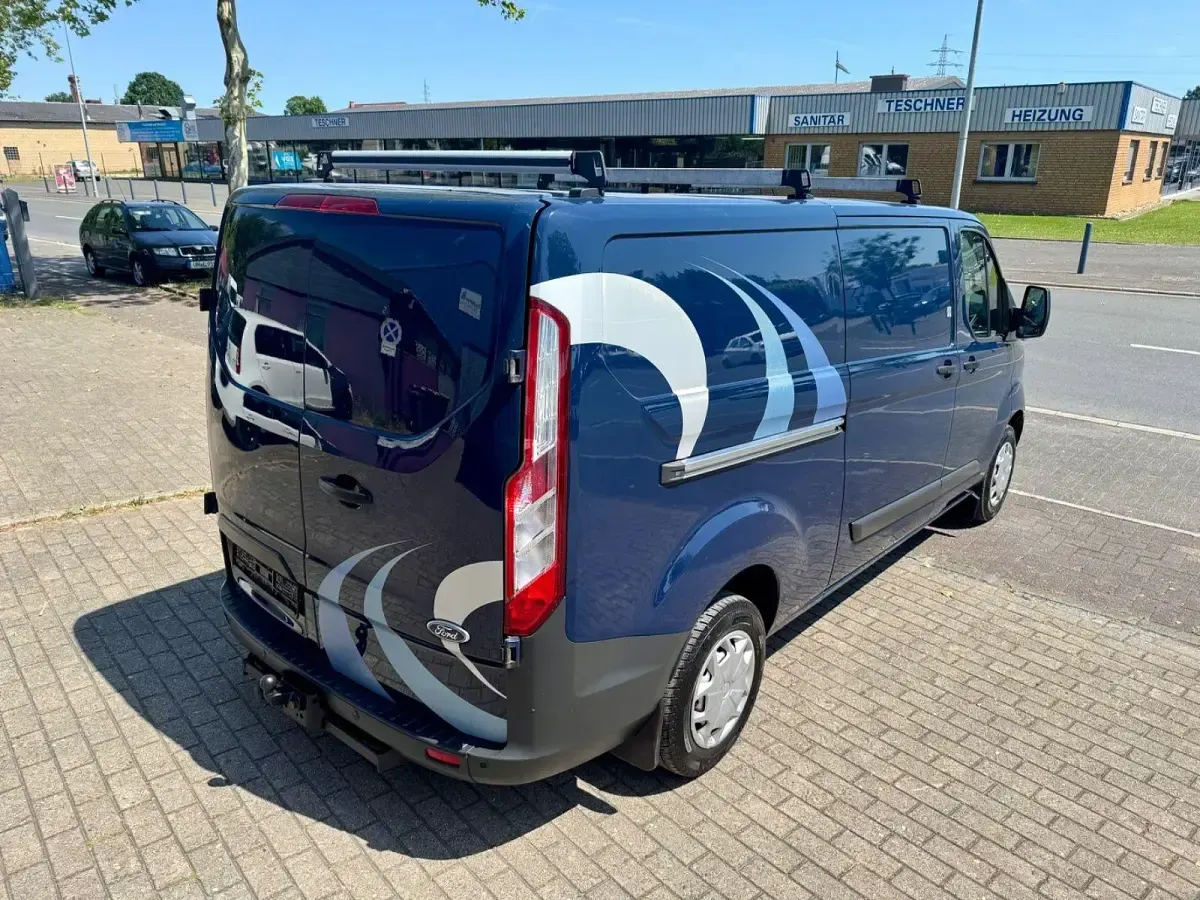 Gebraucht Ford Transit Custom 131 PS (96 kW) 2017 Blau Van / Kleinbus