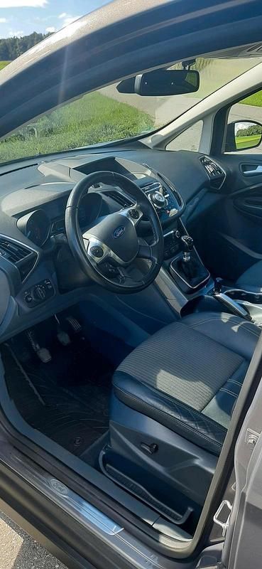 Gebraucht Ford C-MAX 140 PS (102 kW) 2013 Van / Kleinbus