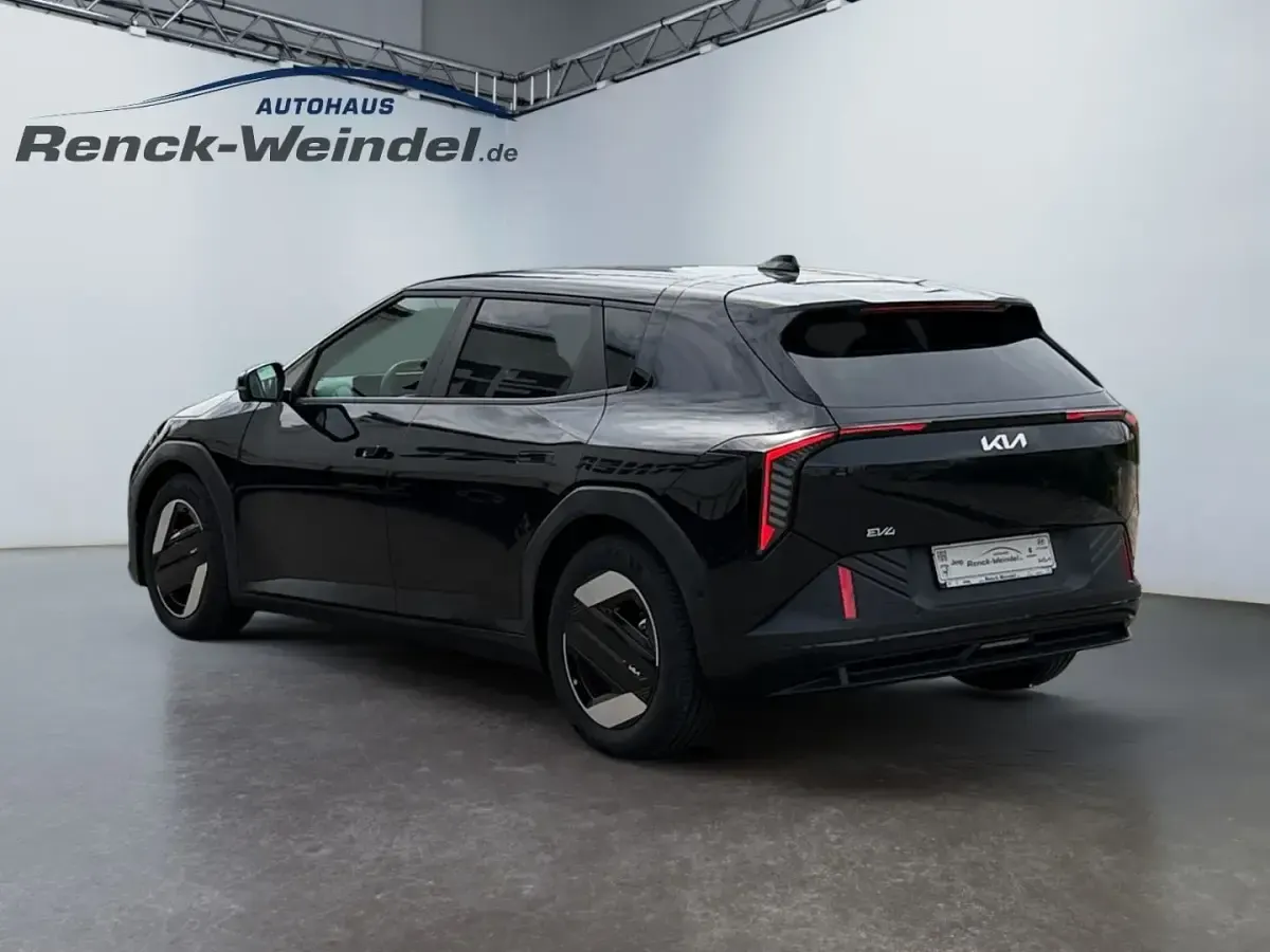 Neu Kia EV4 Earth 150 kW (204 PS) 2026 Schwarz Limousine